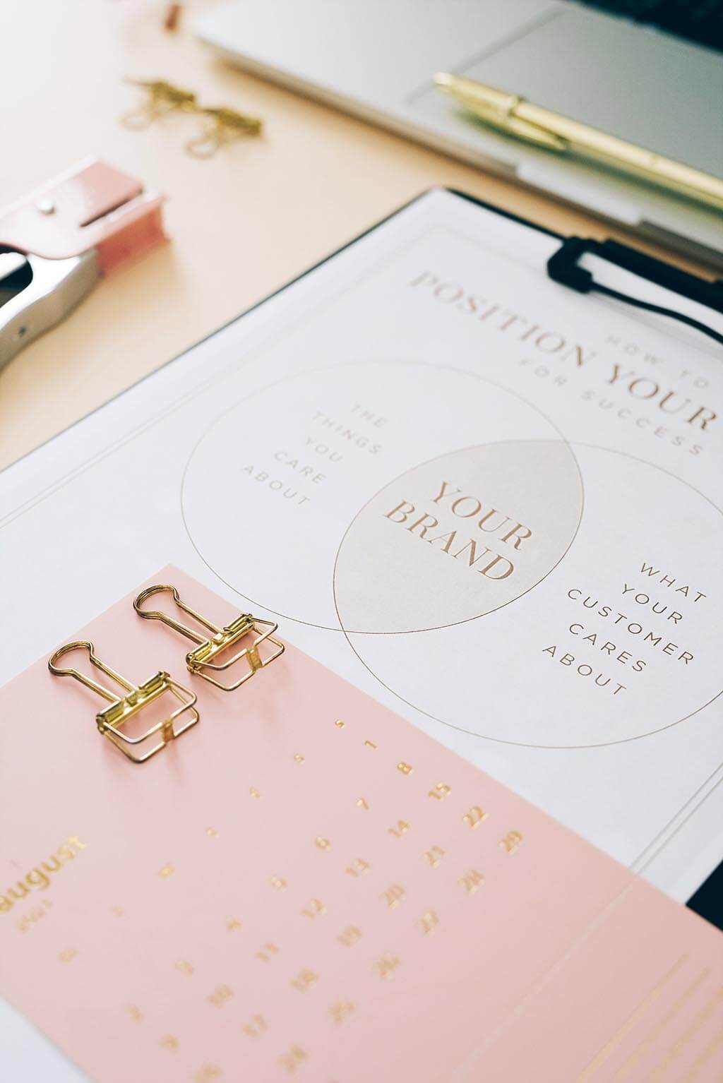 artistik_artistikcreativemedia_cristinaarce_branding_process_brand_strategy